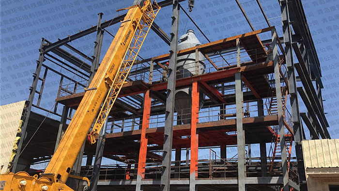 寧夏（xià）飼料添加劑三效蒸發器廢水處理項目工程安裝現場