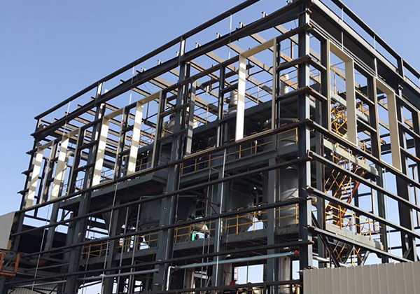 寧夏三效蒸發器處理飼料廢水項目調試現場（chǎng）